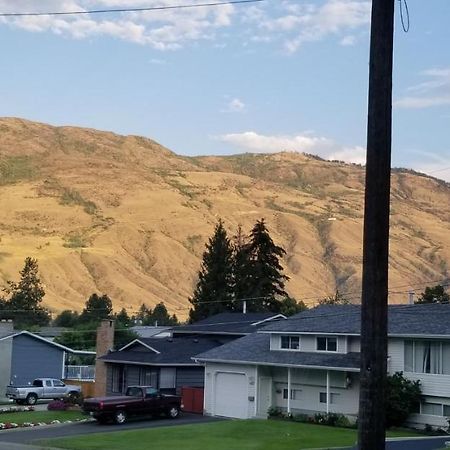 Charming - 2 Bedrooms Suite, 1 Full Bath & Family Room Kamloops Exterior photo
