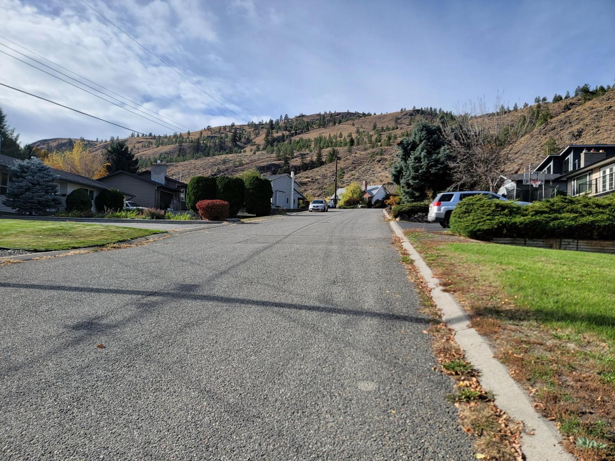 Charming - 2 Bedrooms Suite, 1 Full Bath & Family Room Kamloops Exterior photo